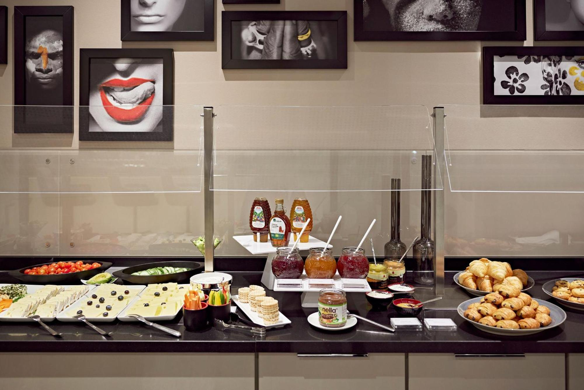 Legere Hotel Билефельд Экстерьер фото